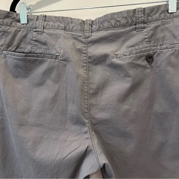 J Crew 10.5” Stretch Chino Shorts For Men Size 36 Gray Neutral Casual Golf Polo - Picture 11 of 14
